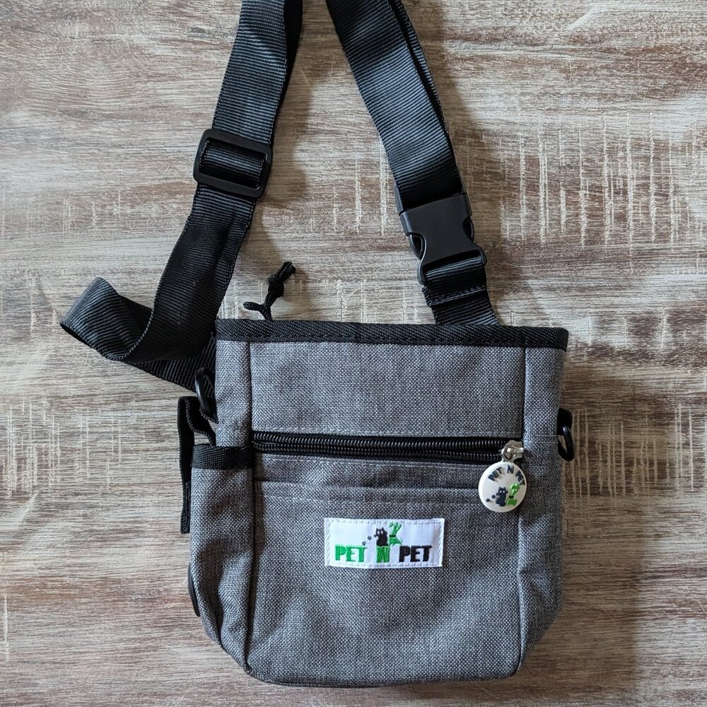 Make walks and training sessions easier with the PET N PET Dog Training Treat Po - Picture 4 of 11